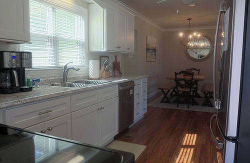 Spring City House | Rector Creek Retreat at Watts Bar – Lakefront Home with Dock, Fire Pit & Kayaks
