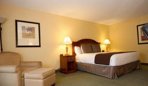Pasco Hotel | Red Lion Hotel Pasco Airport & Conference Center
