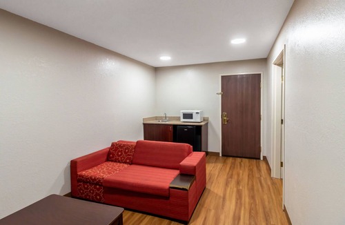 Springfield Hotel | Red Roof Inn Springfield, OH