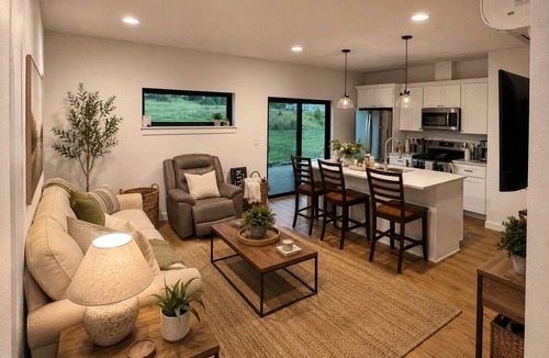 Moscow House | Reece Farm Retreat Hot Tub Game Room Palouse Views Near WSU & UI
