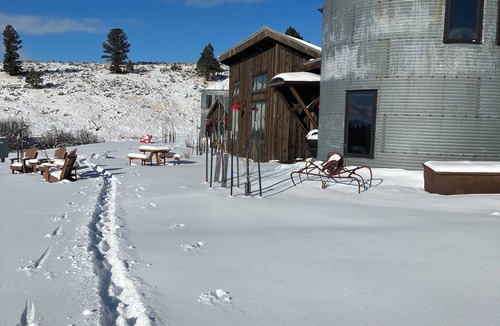 Broadwater County Cabin | Refined Modern Alpine Silos Cabin on 1,500 Acres/Private Mountain Retreat for4