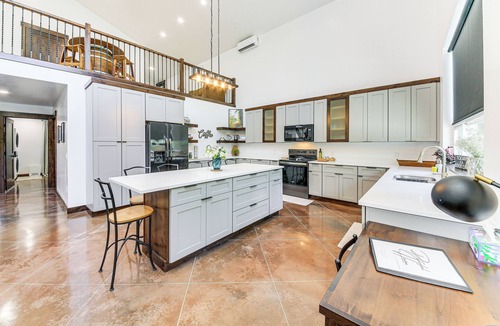 Boundary County Cottage | Relax, Reconnect & Explore: Modern Idaho House!