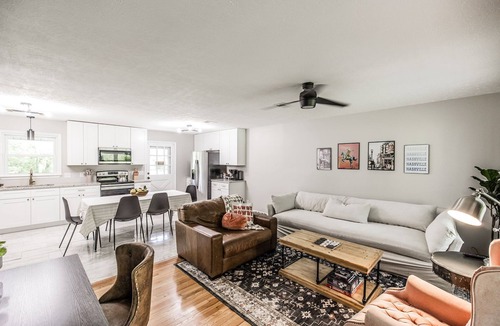 Gallatin House | Relaxing Rancher - 30m to Downtown NASH