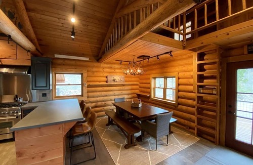 Alpine Cabin | Remodeled Cabin with Pool Table and Hot-Tub in Wyoming