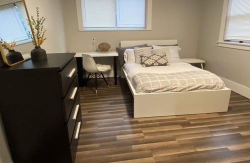 University District Bed & Breakfast | Remodeled craftsman’s home in the heart of UW