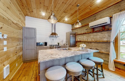 East Hope House | Remodeled, historic, dog-friendly home full of charm, close to lake access