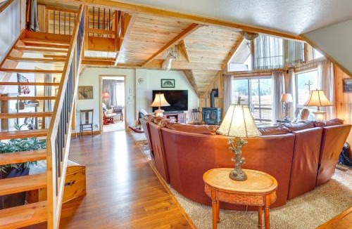 Dixie House | Remote Elk City Escape w/Decks & Mtn Views!