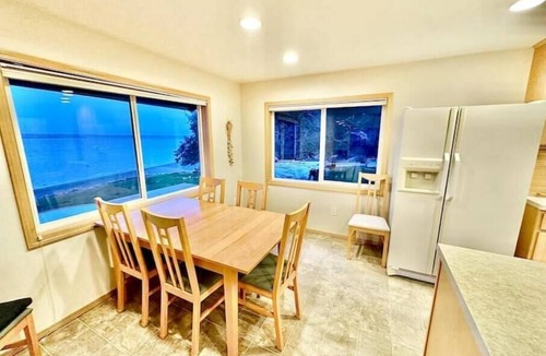 Anderson Island House | Remote Island, Private Beachfront Getaway, High Speed Internet, Pet-Friendly