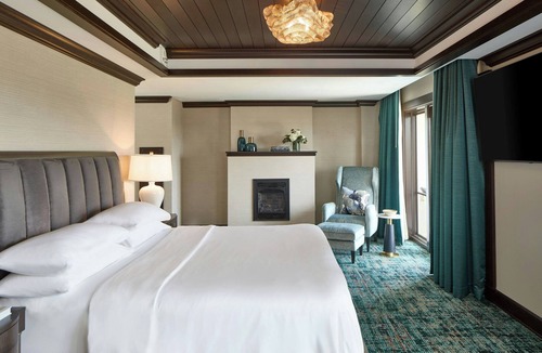 East Florence Resort | Renaissance Shoals Resort & Spa