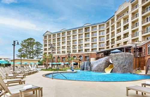 East Florence Resort | Renaissance Shoals Resort & Spa