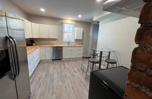 Covington House | Renovated Covington Home Near Devou w/King Bed, 5 minutes to Downtown Cincy!