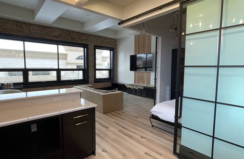 Williston Apartment | Renovated modern studio apartment in the heart of downtown.