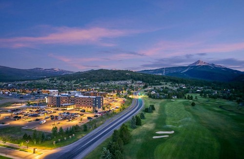Big Sky Hotel | Residence Inn by Marriott Big Sky/The Wilson Hotel