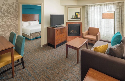 Bridgeton Hotel | Residence Inn by Marriott Portland North