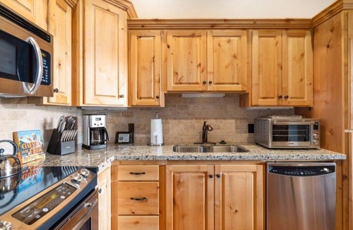 Victor Condo | Restful Adventure Condo | Bronze Buffalo Ranch