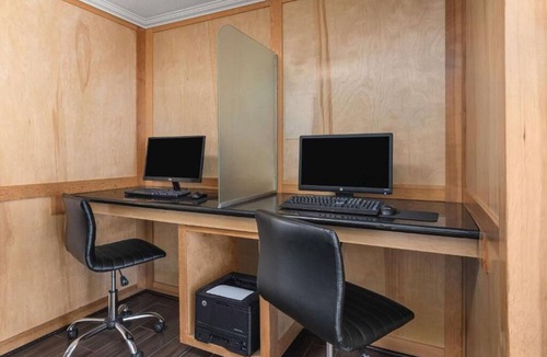 Downtown Vancouver House | Restful rooms in downtown Vancouver