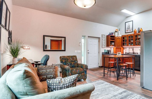 Medical Lake Condo | Retreat with Indoor Swim Spa, Access to Clear Lake
