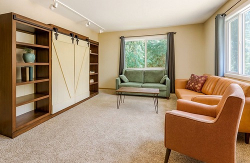 Pullman House | Reunion House on the Palouse! Spacious 4-bedroom house in lovely Pullman.