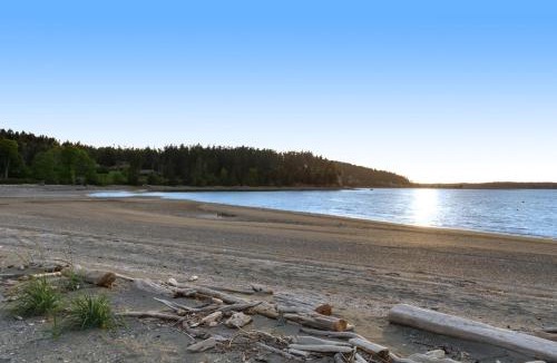 Coupeville House | Rhodena Beach Cottages