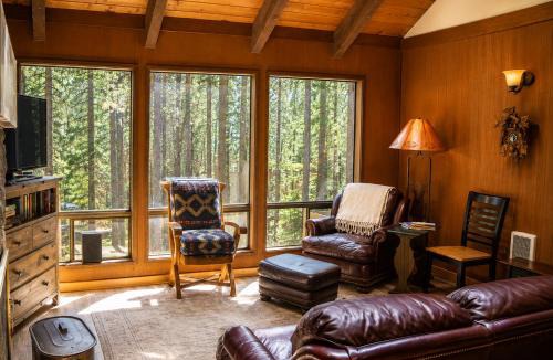 Black Butte Ranch House | Ridge Cabin 014