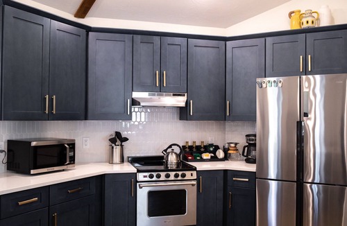 Glen Arbor Cottage | Ridge Top - Walk to Glen Arbor - Pet-Friendly - Close to Sleeping Bear Dunes