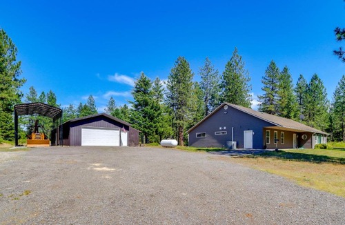 Kootenai County House | Riffle Road Ranch: 10 Acres, 8 Mi to Silverwood