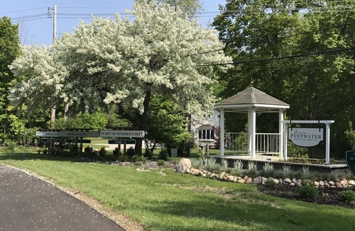 Pentwater Condo | Right Downtown with Space for Everyone!