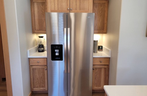 Winthrop House | Right next to Ski trail! Adventure Lodge-Walk to Downtown Winthrop&Ice Rink!