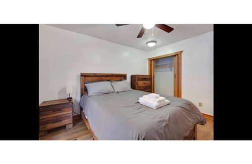 Kingston House | River floaters/Flyfishermen/Bikers/Hikers/ short/long term ok