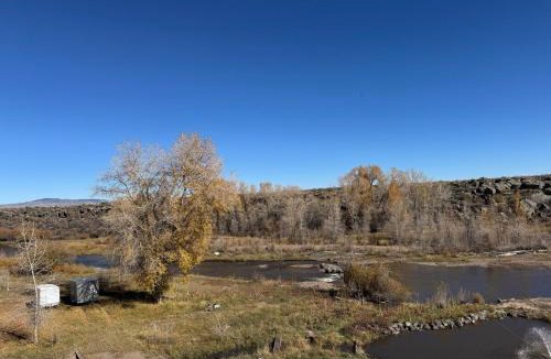 Antonito House | River Front Cabin with Private Fishing!