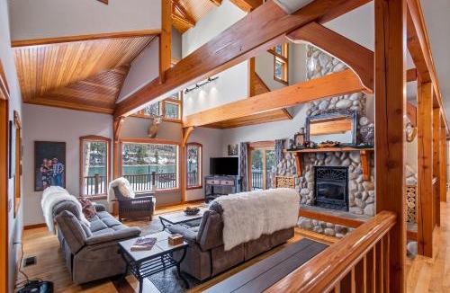 Clark Fork House | River Moose Estate