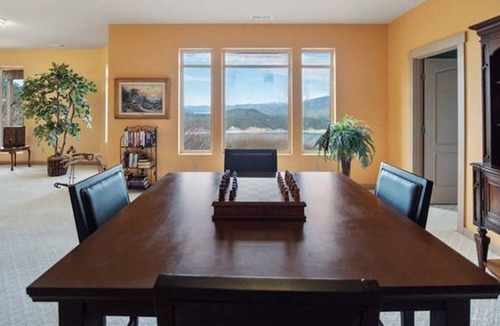 Kettle Falls House | River/Mountain View House Suite #4