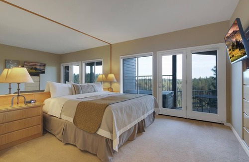 Southwest Bend Villa | River Ridge 321a