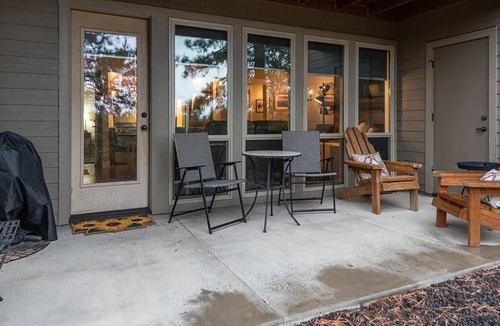 Bend Condo | River & Ridge Retreat at Seventh Mountain Resort 1-bed/2-bath Condo
