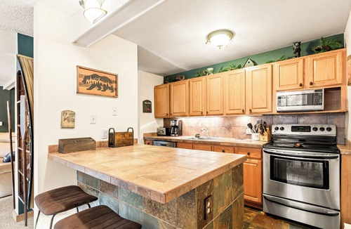 Peak 9 Condo | Riverfront! 3 Full Bathrooms; Walk to Town, Hikes