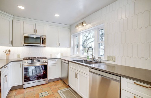 Allen House | Riverfront Gem w/Fire Pit in Eden