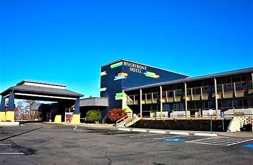 South Richland Hotel | Riverfront Hotel; SureStay Collection by Best Western