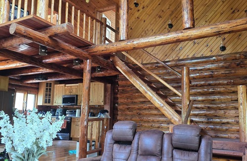 Plano Cabin | Riverfront Luxury private Cabin retreat with zipline