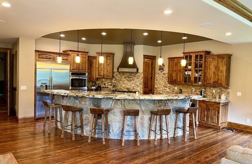 Hamilton House | Riverfront Mansion with Indoor Pool, Private Pond, and Hot Tub on 16 Acre Ranch