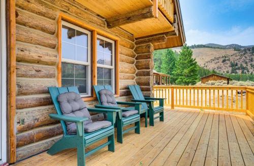 Rocker House | Riverfront Montana Log Cabin w/Mountain Views!