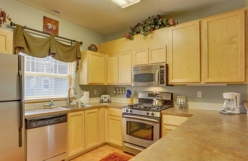 Government Camp Condo | Riverfront mountain townhouse with pool & hot tub, patio, & easy ski access