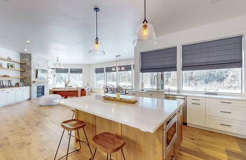 McCall House | Rivers Bend - Riverfront - Clubhouse w/gym, sauna, pool, hot tub