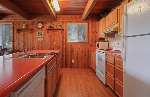 Garden Valley Cabin | Rivers Edge, 3 bedroom cabin with River Access