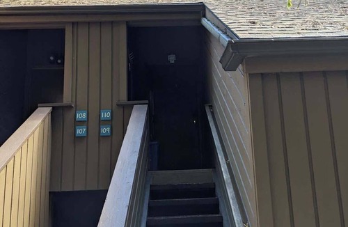 Glacier Condo | Rivers Edge at Snowater Pet Friendly Mtn Condo