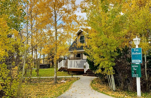 Bozeman House | Rivers Suite at Fox Hollow. King studio style suite in Bozeman, MT!
