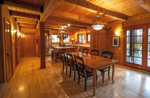 Cle Elum Cabin | Riverside Cabin in Cle Elum. Pet Friendly!