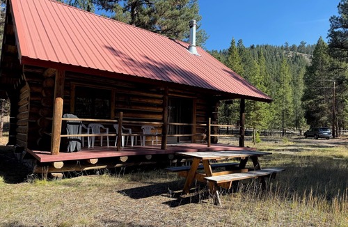 Darby Cabin | Riverside Romance & Adventure: Intimate Cabin on 340+ Acres