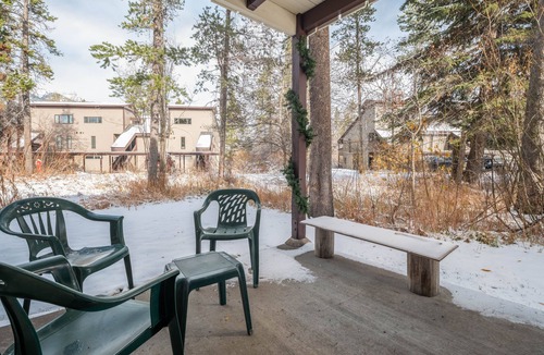 Moose Wilson Road Condo | RMR: Chokeberry 3814 Condo in The Aspens/Wilson
