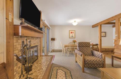 Moose Wilson Road Apartment | RMR: Juniper 112 Condo in The AspensWilsonWY
