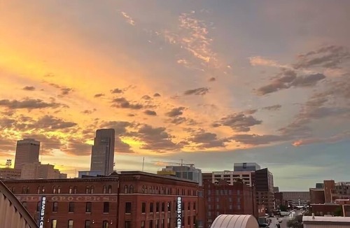Southeast Omaha Condo | Rock N Roll Condo Old Market w Rooftop Patio!